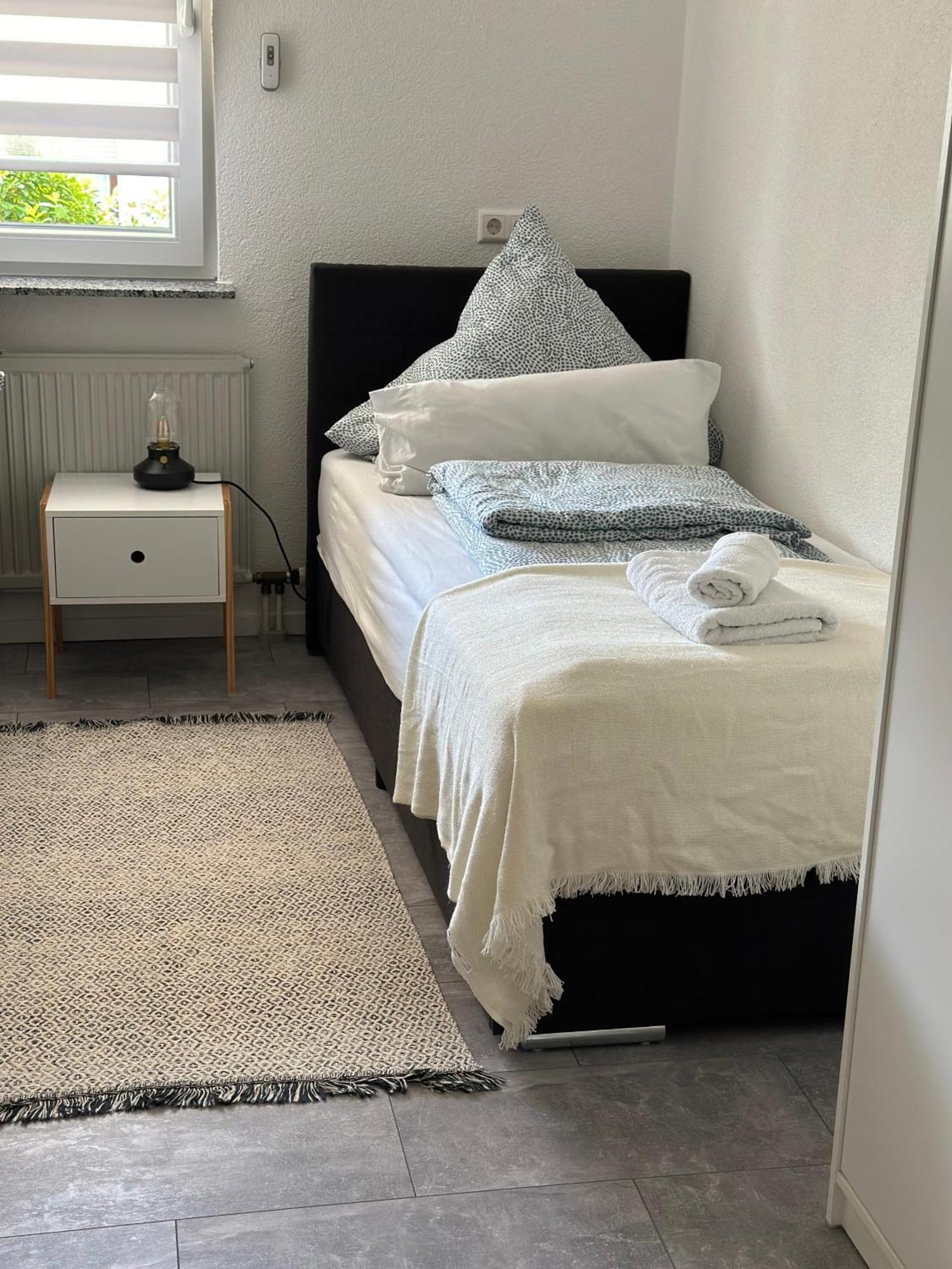 Weinstadt Monteurwohnnung Ferienwohnung Exteriör bild
